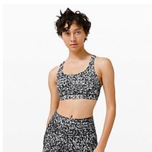Lululemon Energy Bra (B-D cup)(Size 6)